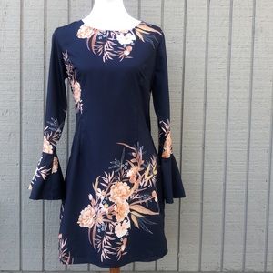 Yoins Mid Thigh Floral Navy Blue Dress w/LongSleeves w/Flared ends Fits like M/L